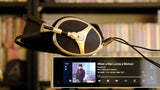 Matrix Audio NT-1 Digital Audio Transport färgdisplay med hörlurar