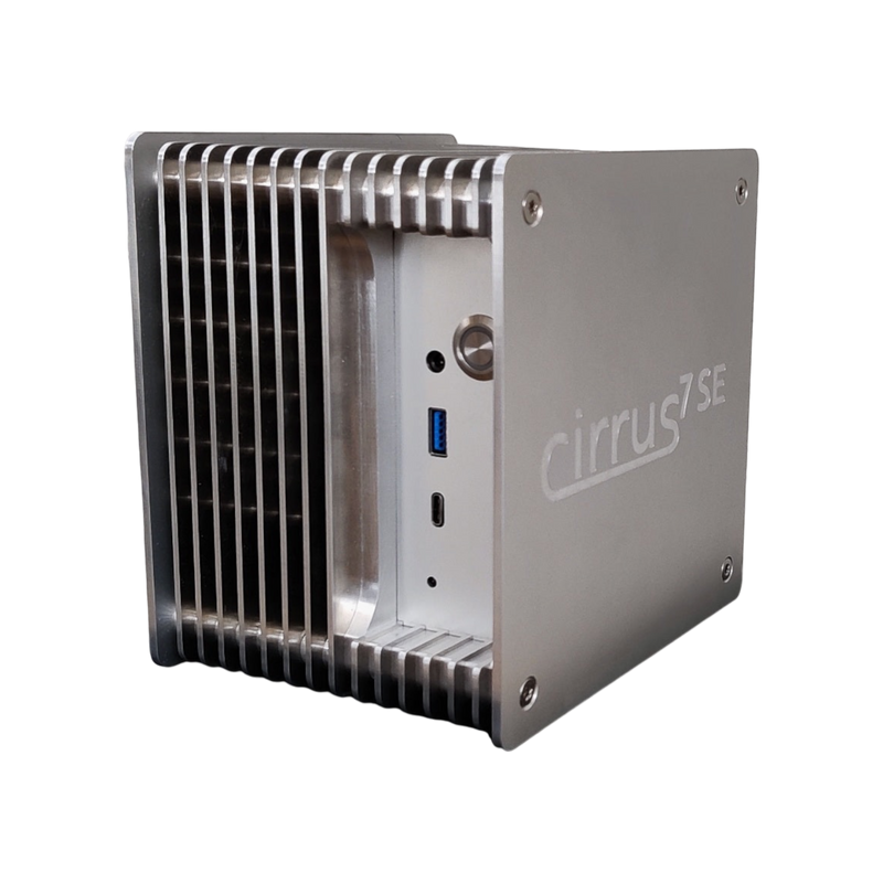 Undentia AB Cirrus7 SE silent music server with a silver custom CNC aluminum chassis and passive cooling fins.