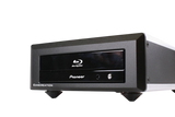 Undentia AB Ediscreation Ultra Silent Ripper with Pioneer Blu-ray drive in a vibration-resistant copper chassis.