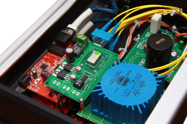 Undentia AB Fiberbox II internal circuit board with fiber optic modules, transformer, and high-end audio components
