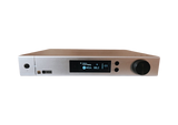 Undentia AB Matrix Audio Element P silver all-in-one streamer, DAC, and integrated amplifier with front display