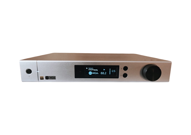 Undentia AB Matrix Audio Element P silver all-in-one streamer, DAC, and integrated amplifier with front display