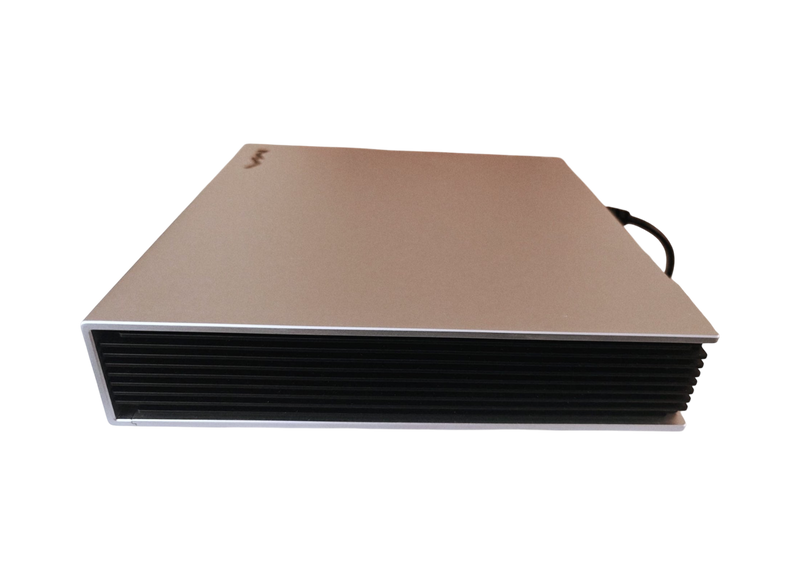 Undentia AB Matrix Audio Element P all-in-one streamer and integrated amplifier in a sleek silver metal chassis