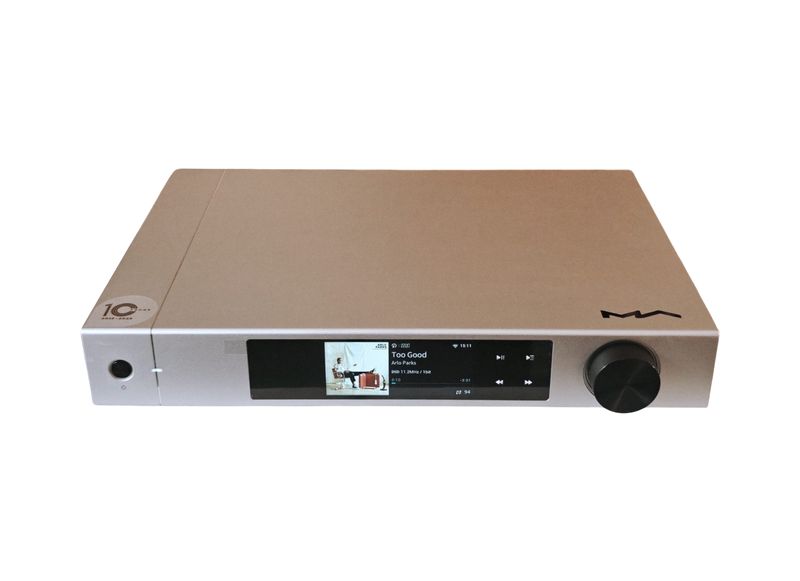 Undentia AB Matrix Audio Element S digital transport with silver finish, front display, and volume control knob.