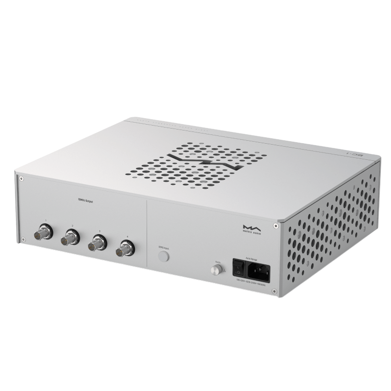 Undentia AB Matrix Audio SC-1 reference clock rear panel showing four BNC outputs and power input in a silver chassis.